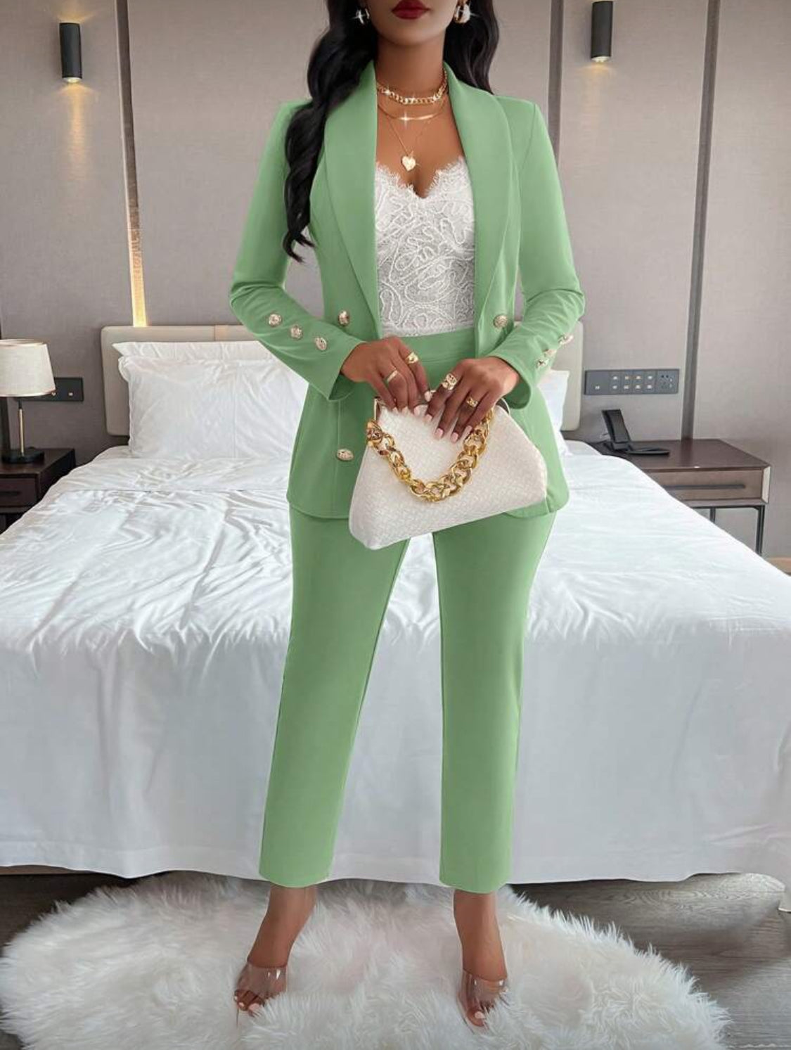 Elegant Women’s Tailored Blazer & Pants Set