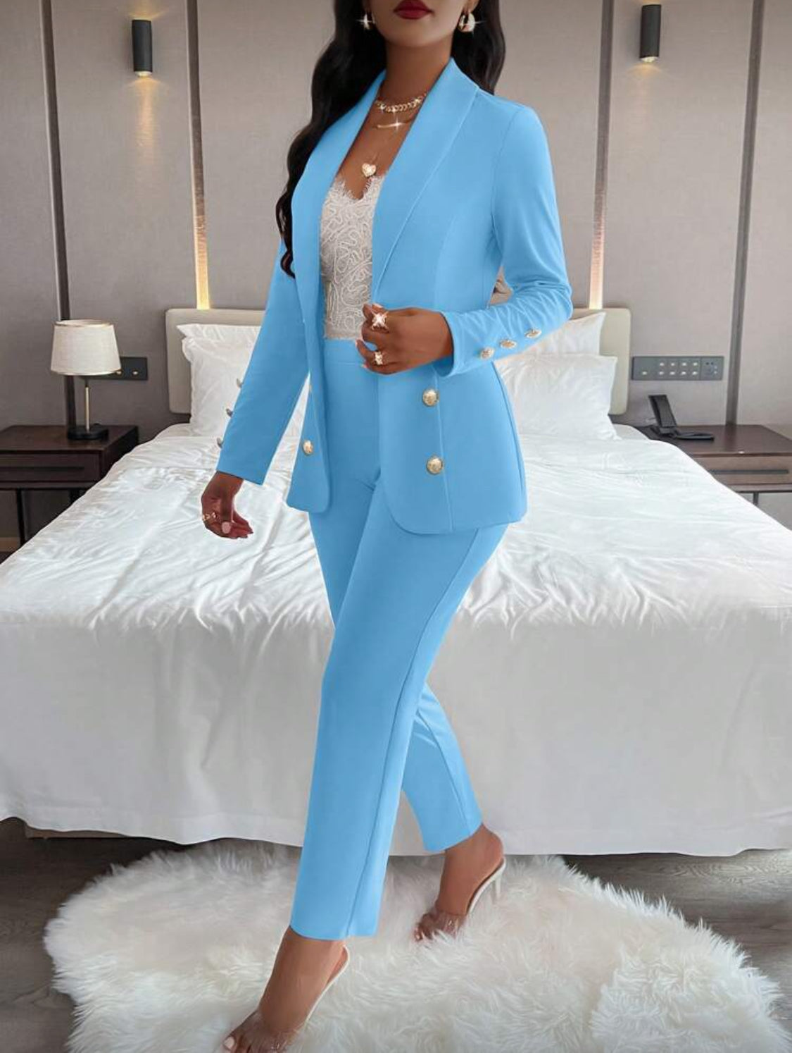 Elegant Women’s Tailored Blazer & Pants Set
