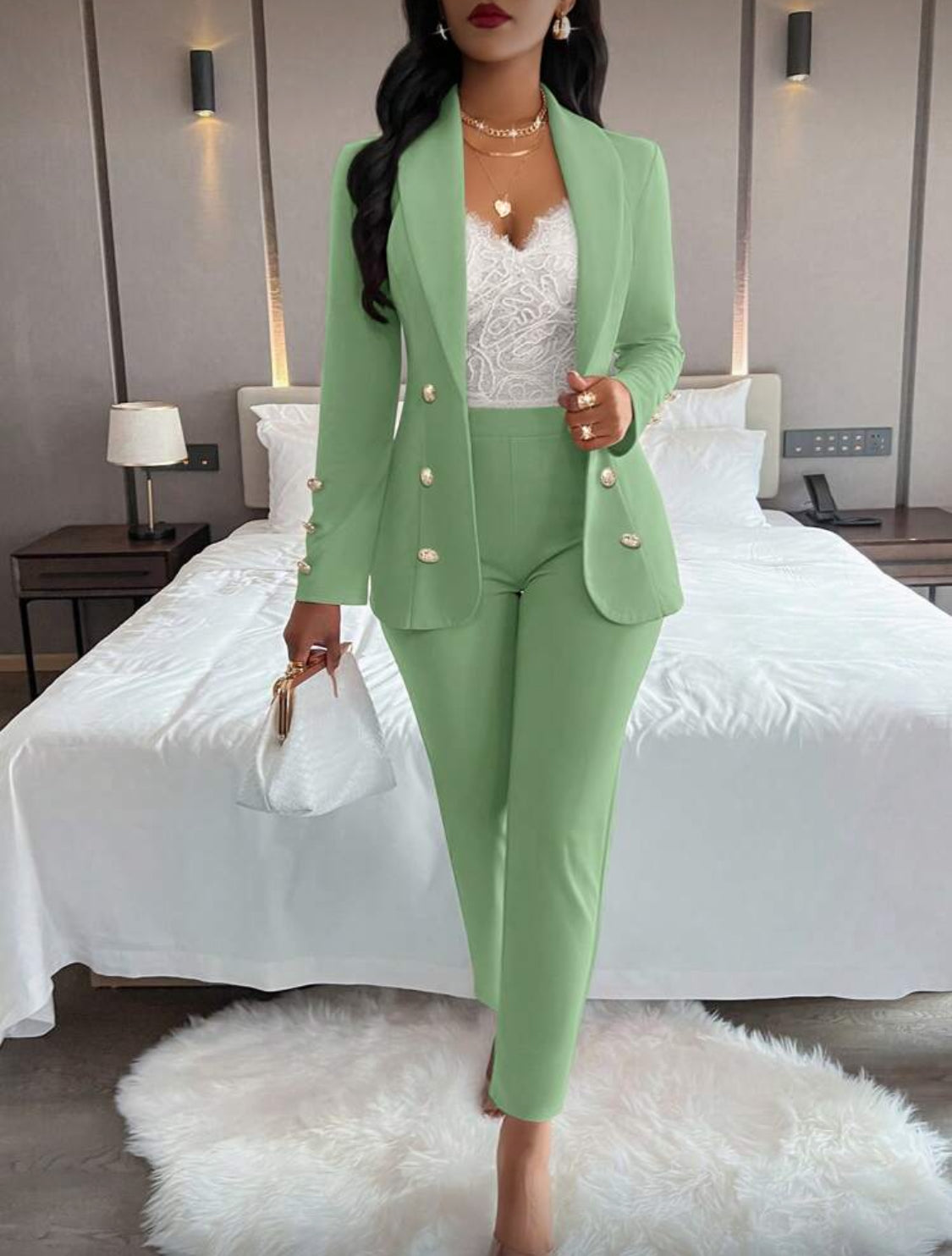 Elegant Women’s Tailored Blazer & Pants Set