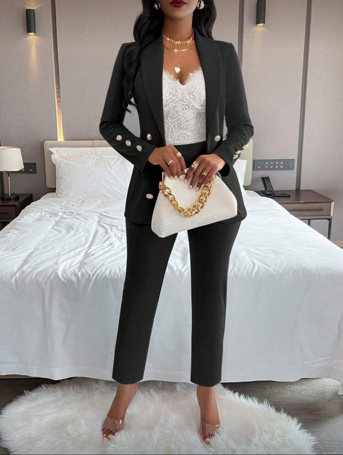 Elegant Women’s Tailored Blazer & Pants Set