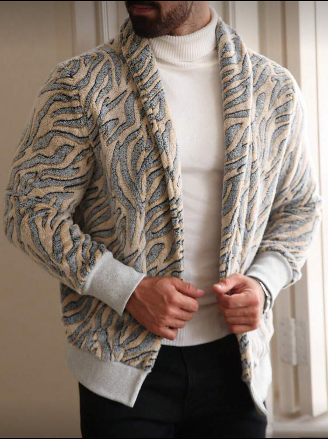 Men’s Cozy Textured Pattern Cardigan
